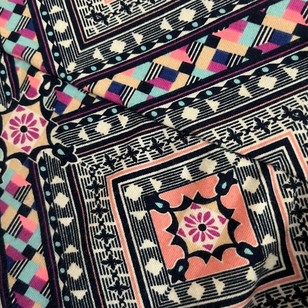 Two pattern mini skirts - Picture 2 of 4